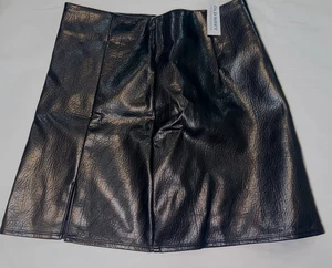 Neu mit Etikett Old Navy schwarzer Kunstleder-Minirock Größe Medium - Bild 1 von 8