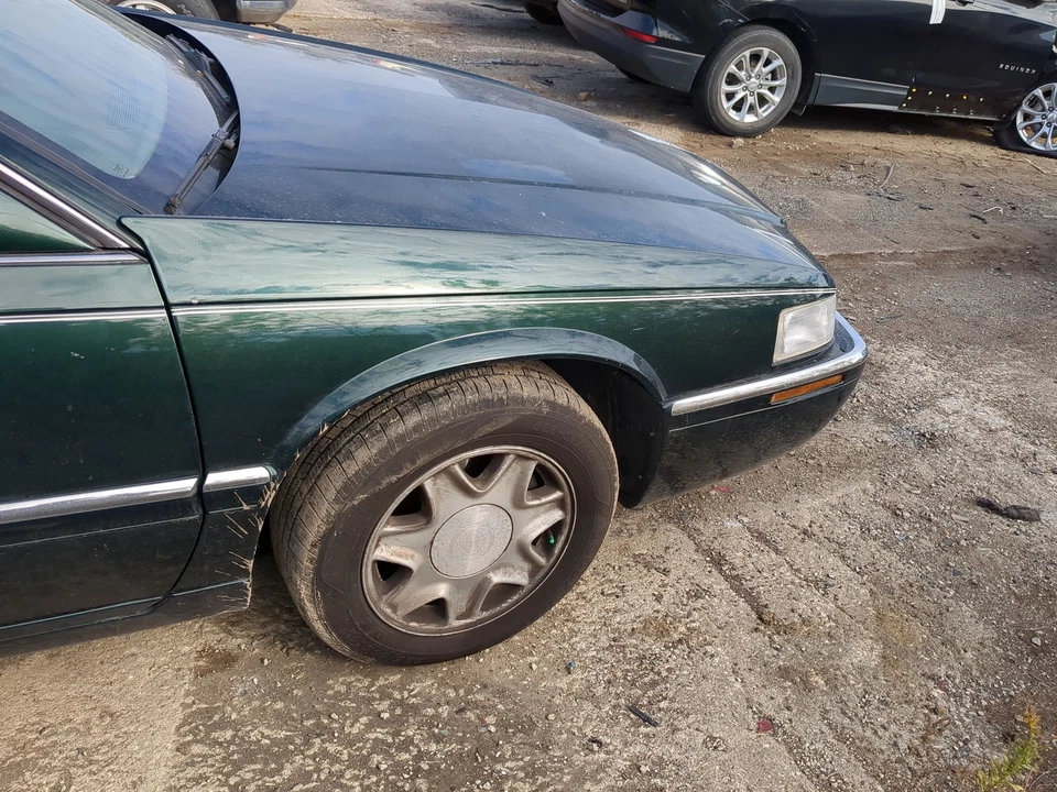 Guardabarros de pasajero Cadillac Eldorado 1992-2002 ZQAML Foto 1 de 2