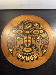 First Nations Kunstwerk Eine Legende des Adlers Zedernholz Plakette Wandbehang RAR - Bild 1 von 10