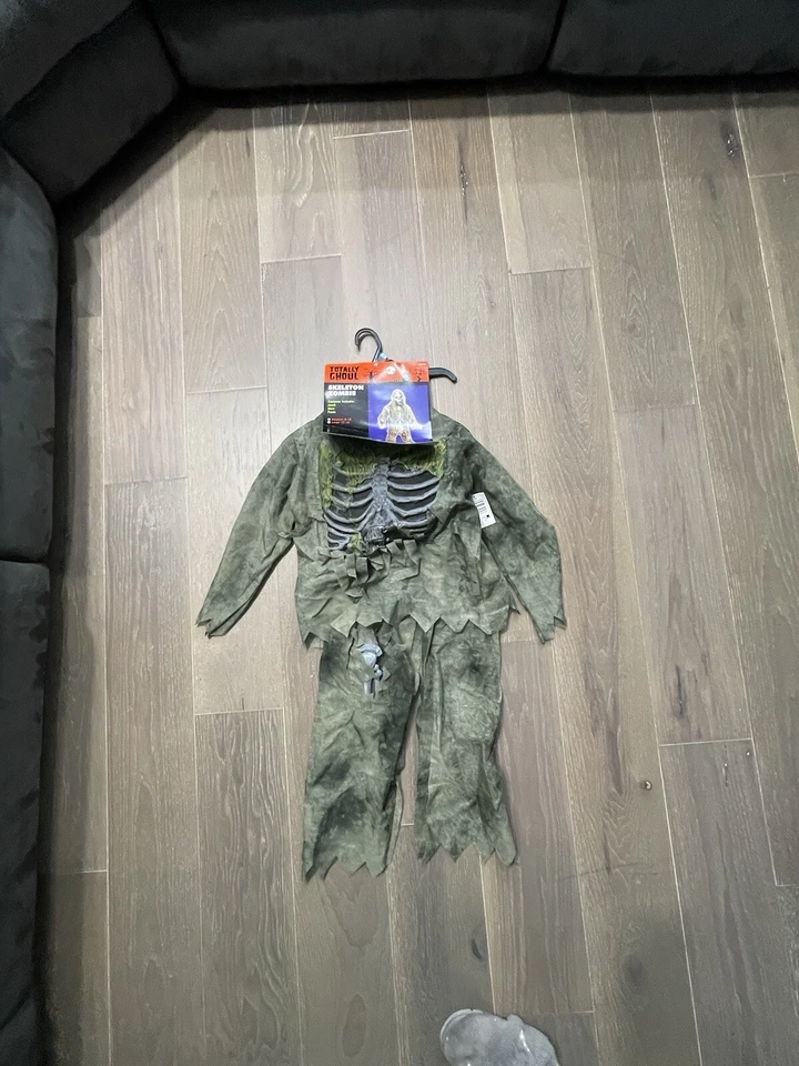 Zombie Esqueleto Totally Ghoul. Nuevo con etiquetas Med 8-10 Foto 1 de 3