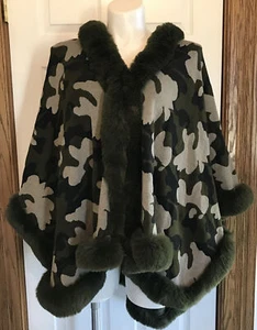 NWT AZ Boutique Camouflage Faux Fur Trim Poncho Cape One Size L7 - Picture 1 of 9