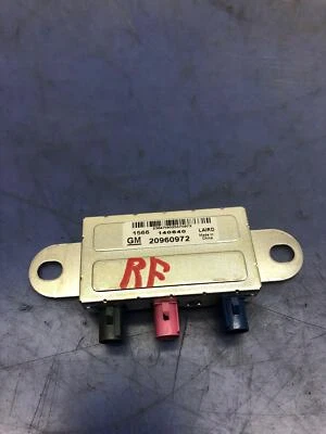 GMC YUKON 2015-2020 OEM MÓDULO DIVISOR ANTENA TELÉFONO MÓVIL 20960972 Foto 1 de 4