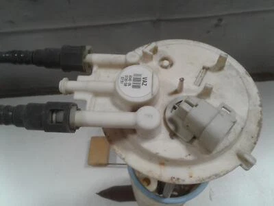 Used Fuel Pump fits: 2002 Chevrolet Express 2500 van Pump Assembly gasoline from Foto 1 de 4