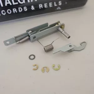 Conjunto de brazo de rodillo pellizcado izquierdo Akai GX-77 - piezas genuinas - Imagen 1 de 9