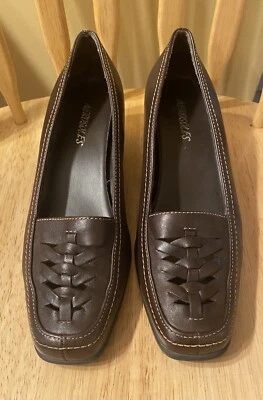 Aerosoles Ladies' Woven Over Pumps Brown Leather size US 6.5M, Good to VGC - Image 1 of 4