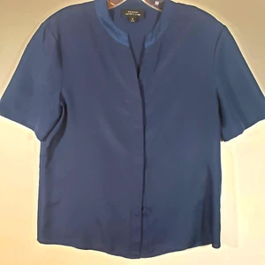 Tahari Navy Blue Short Sleeve Top Hidden Buttons Sz S - Picture 1 of 6