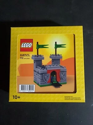 Lego 6487474 Juego Castillo Gris Lego Insider VIP Black Friday Black Falcon En Mano Foto 1 de 3