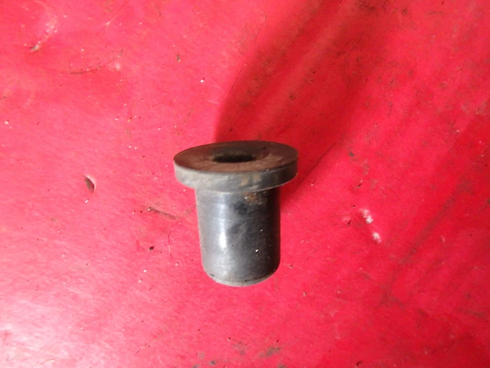 Honda Ascot FT 500 Off 1982 FT500 Luz Delantera Montaje Faro Goma Soporte 1 Foto 1 de 1