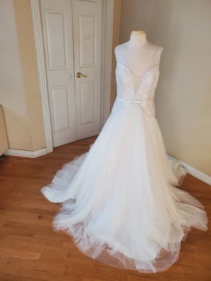 Vestido de novia Franssical talla 10 nuevo con etiquetas Foto 1 de 4