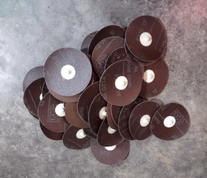 4" 3M Roloc Sanding Disc 41PCS 120Grit Grinding Lot - Picture 1 of 5
