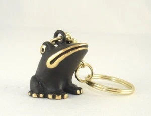Walter BOSSE Vienna Key Ring SITTING FROG Hagenauer Brass era Bronze Austria - Picture 1 of 5