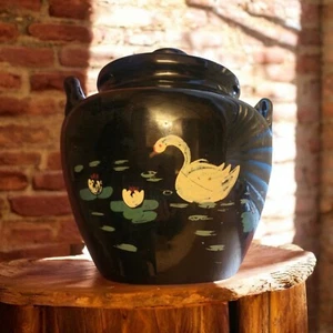 Vtg Stoneware Cookie Jar Bean Pot 8.25 " Black Crock Handpainted Goose Lily Pad - Picture 1 of 12