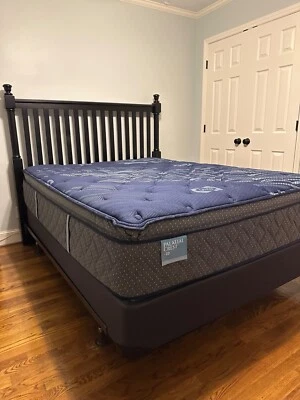 Colchón Sealy Palatial Crest Foto 1 de 3