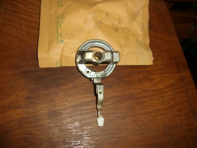 Singer 403A Sewing Machine REPLACEMENT Needle Position Adjuster 172017  - Image 1 of 3