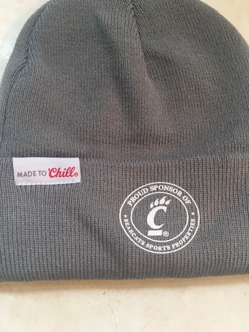 (New) Lot of 5 Cincinnati Bearcats/Coors Light Adult Gray Sock Caps Cover
