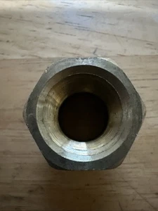 3/4 Male to 1/2 Female Npt Brass Pipe Reducer Bushing Fitting Water Fuel Gas Oil - Picture 1 of 3
