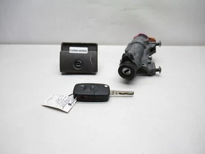 2000-2002 Audi A4 Quattro S4 Cylinder Lock Housing Switch & Key 4B0905851C OEM - Picture 1 of 6