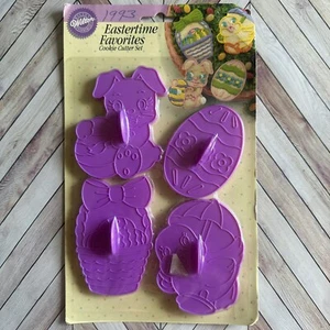 Vintage 1993 WILTON "Eastertime Favorites" Easter Cookie Cutters in Package - Picture 1 of 1