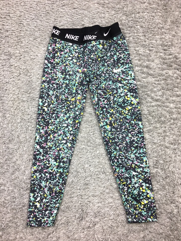 Pantalones de compresión Nike para niñas talla grande elásticos ajustados Foto 1 de 4