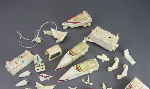 Vintage Lot of Mego Micronauts Spaceship Building Pieces Battle Cruiser 1977 Cover