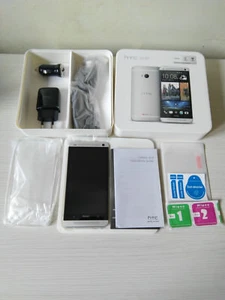 HTC ONE M7 32GB SILVER 4.7" 2GB RAM 3G LTE 4 MEGAPIXEL BOX ORIGINALE GRADO B+ - Foto 1 di 12