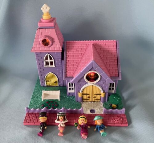 1993 Polly Pocket Wedding Chapel - Excellent condition and hard to find!
