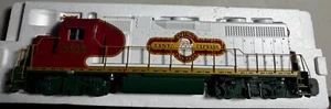 USA Trains G Scale GP38-2 Christmas Locomotive #2512 - Picture 1 of 8
