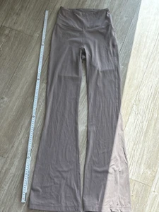 lululemon Leggings Groove Nulu Super-High-Rise Flared Pant - Taupetastic - Bild 1 von 4