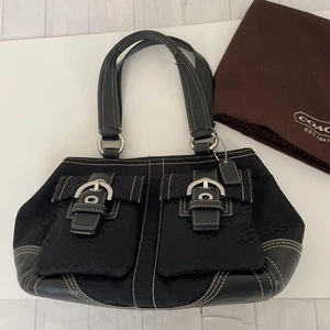 COACH Signature 3646 Black canvas and leather charm with dust bag Near Mint - Picture 1 of 24