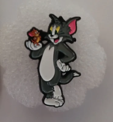 TOM AND JERRY ENAMEL PIN-SHIP ALL THE PINS YOU BUY FOR $4.99-VISIT OUR STORE - Image 1 of 3