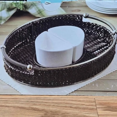 Woven Chip Dip Tray Serving Tray New In Box Yardley [T54] - Image 1 of 4