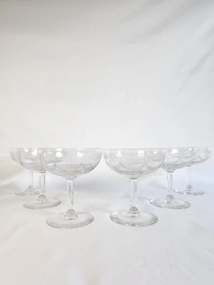 Lot De 6 Anciennes coupes à champagne en cristal Baccarat soufflé gravé - Photo 1/4