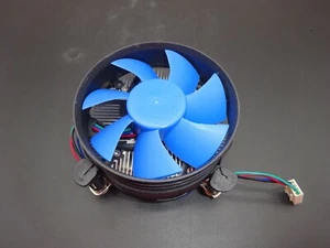 CPU Kühler + Lüfter Blau Sockel 1150/1151/1155/1156 #NTX22 - Bild 1 von 6