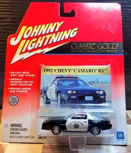Johnny Lightning 1992 '92 Chevy Camaro RS Iroc Classic Gold Collection - Picture 1 of 9