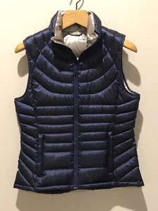 Bernardo Vest Women Small Metallic Blue Pockets Goose Down Packable Contemporary - Picture 1 of 7