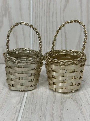 (2) Miniature Silvered Toned Wire Metal Baskets 2" X 2" Measurement Basket Only Cover