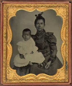 BEAUTIFUL EXOTIC BROWN SKIN LADY AND WIDE EYED BABY CASED TINTYPE - Picture 1 of 2