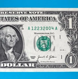 December 23, 2004 (A 12232004 A) BIRTHDAY Note $1 One Dollar Bill *AU* - Picture 1 of 4