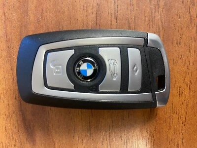 CHIAVE ORIGINALE TELECOMANDO COVER  GUSCIO BMW MODELLO 4 TASTI CORNICE ARGENTO - Immagine 1 di 4