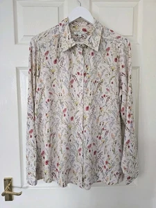 Orvis 100% silk Blouse Top Size Medium Beige With Floral Pattern Long Sleeve - Picture 1 of 11
