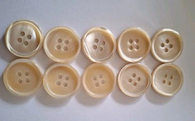 10er Set Echte Perlmutt Knöpfe 10x Konvolut, ca. 23 mm, 4loch, creme/hellbraun - Bild 1 von 3