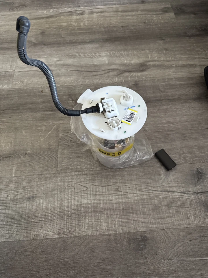 Fuel Pump Module Assembly GMB 525-2565 fits 12-18 Ford Focus 2.0L-L4 - Image 1 of 4