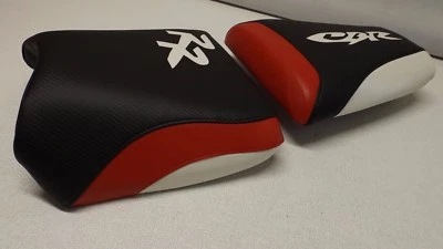 HONDA 1998/1999 CBR900RR BLACK/RED/WHITE FRONT&REAR CUSTOM  SEAT COVERS  - Image 1 of 4