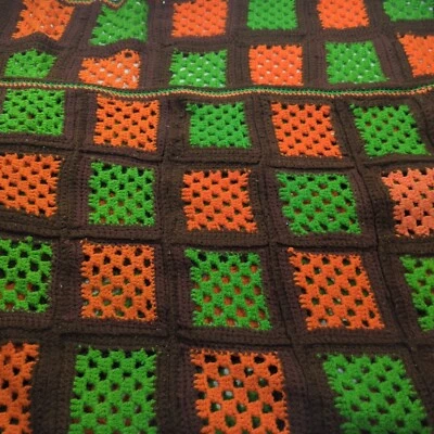 Vintage Handmade Crochet Brown GRANNY SQUARES Afghan Coverlet Throw Blanket - Image 1 of 4