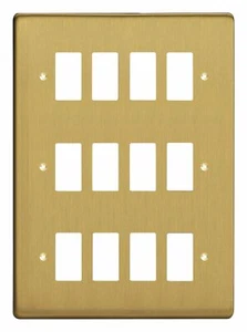 Varilight XDBPG12 PowerGrid Brushed Brass 12 Gang Grid Plate (Triple Twin Plate) - Imagen 1 de 1