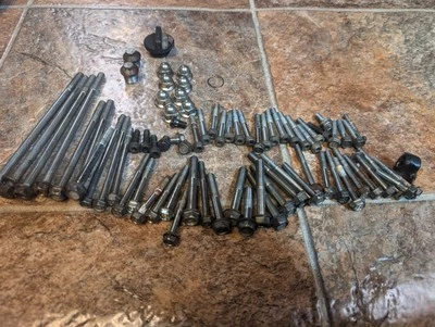 1980 YAMAHA XS400 XS 400 ENGINE MOTOR BOLT BIN LOT  Foto 1 de 4