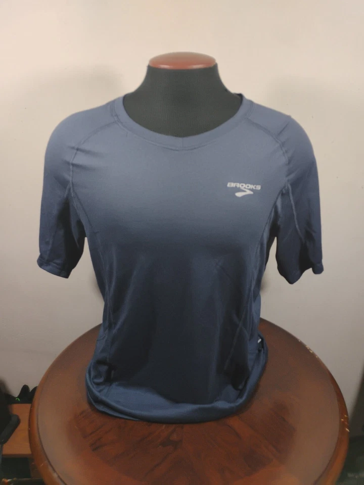 Мужская футболка Brooks средний размер многоцветная спортивная - Изображение 1 из 4