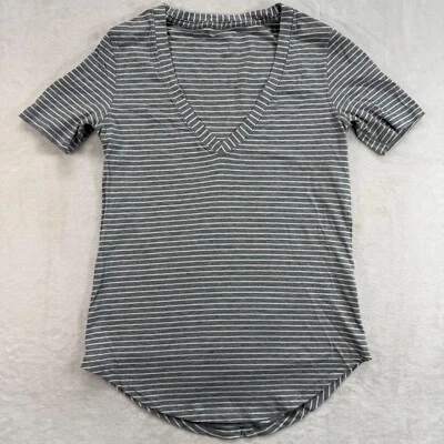Camiseta Lululemon Love Camiseta a Rayas Cuello en V Camiseta Informal Prenda para el torso Cómoda Gris Talla XXS Foto 1 de 4
