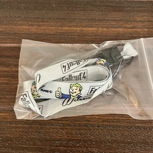 Fallout 4 "Welcome Home" Vault Boy Grey Lanyard Chain GameStop MNGR Promo *RARE* - Picture 1 of 2