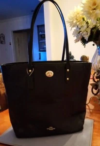 COACH Handbags,Totes,Purse, Shoulder bag, Leather Purse - Picture 1 of 11